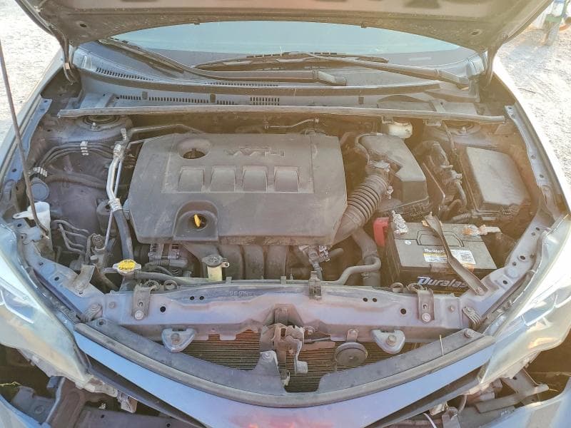 2017 TOYOTA COROLLA SE 11