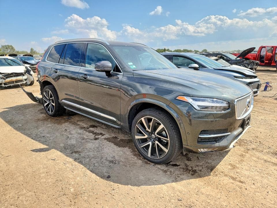 2018 VOLVO XC90 T6 4