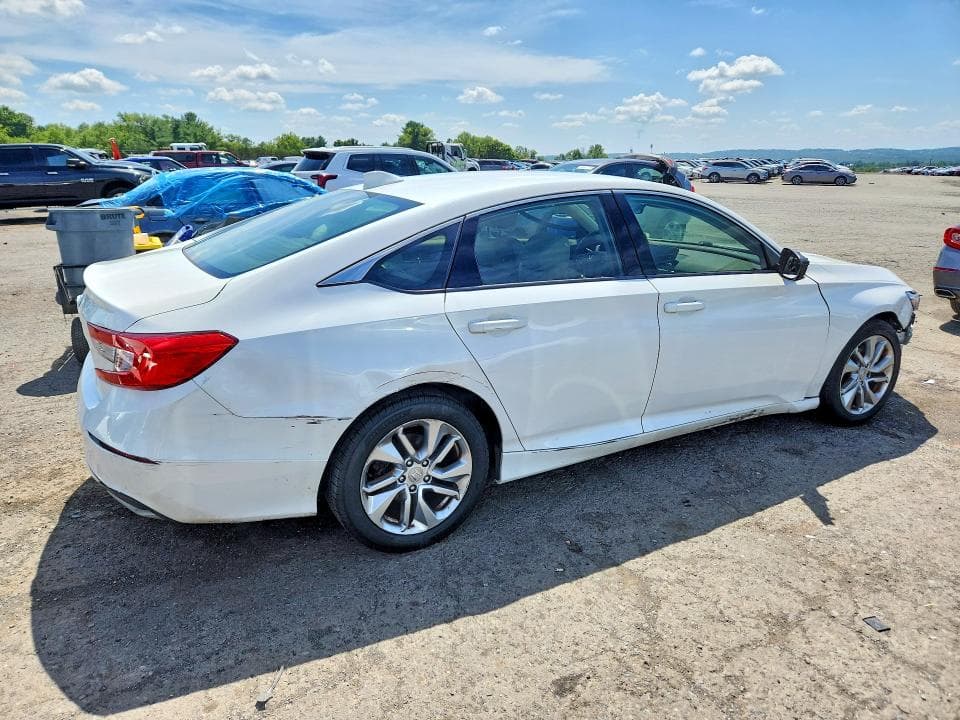 2018 HONDA ACCORD LX 3