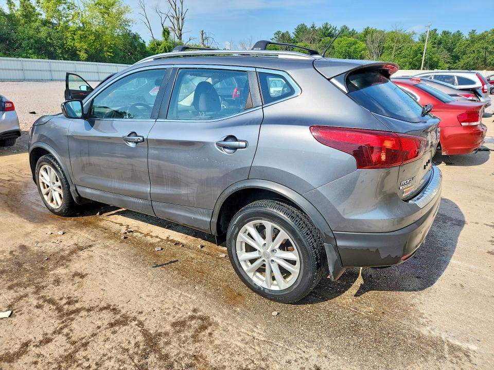 2018 NISSAN ROGUE SPORT SV 2