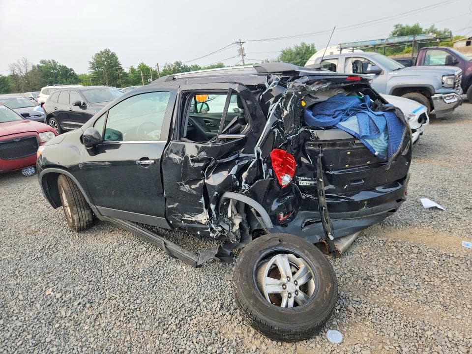 2019 CHEVROLET TRAX 1LT 2