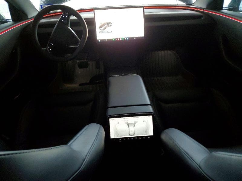 2024 TESLA MODEL 3 8