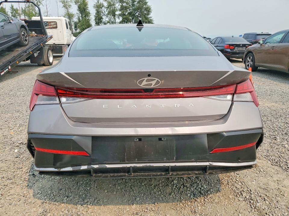 2024 HYUNDAI ELANTRA SEL 6