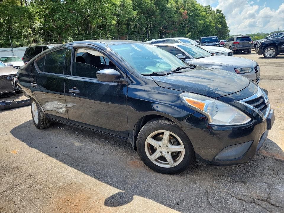 2018 NISSAN VERSA S 4
