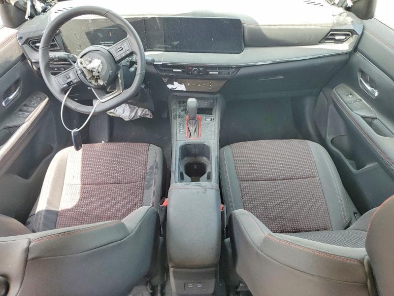 2026 NISSAN KICKS SR 8