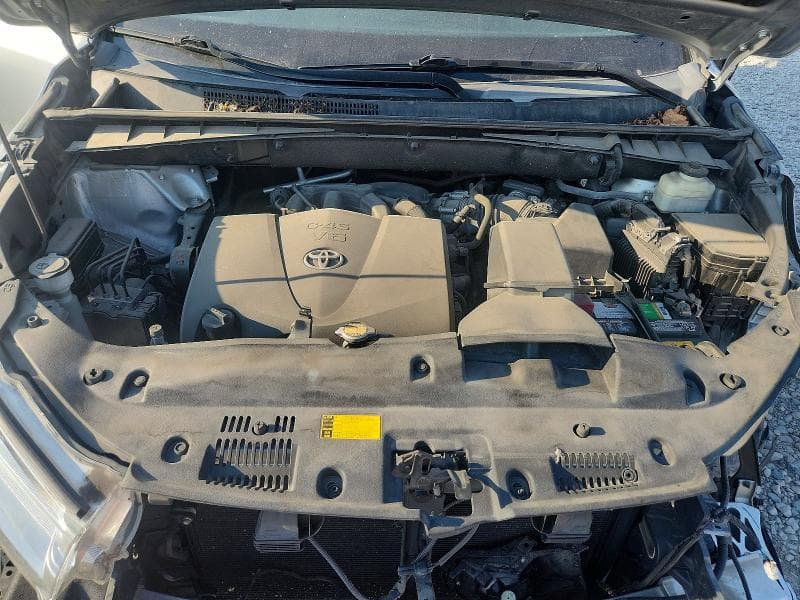 2017 TOYOTA HIGHLANDER XLE 12