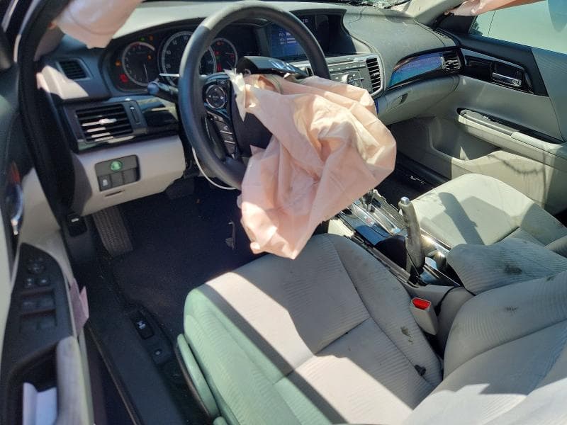 2017 HONDA ACCORD LX 8
