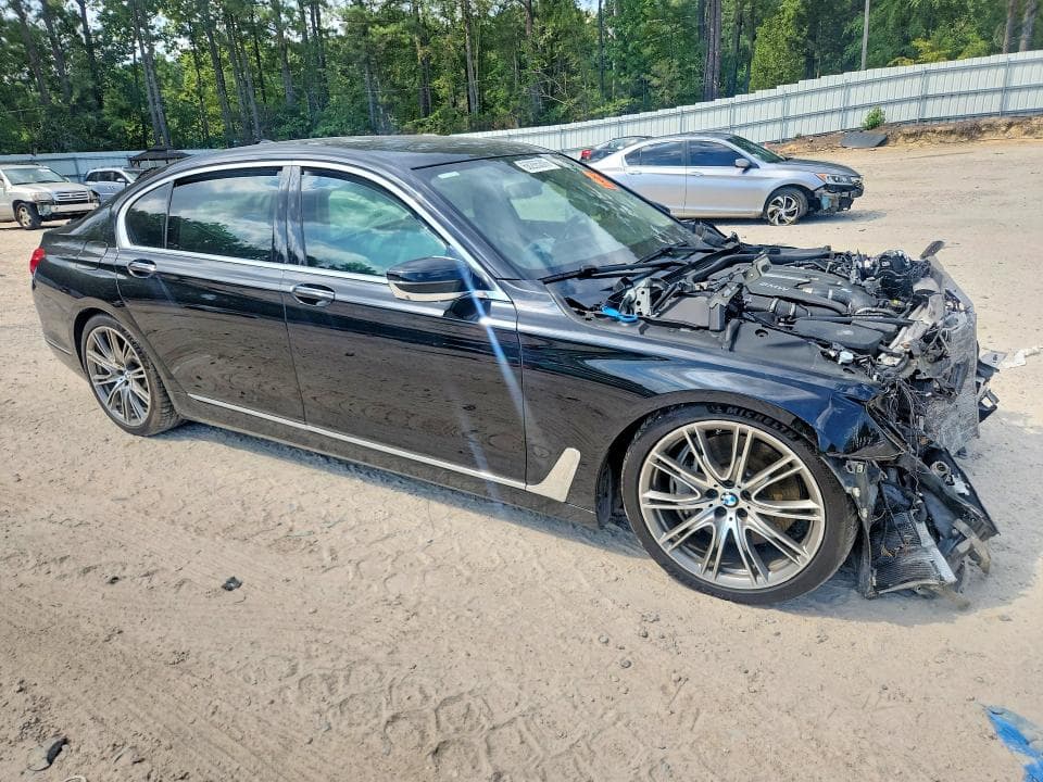 2017 BMW 750 XI 4