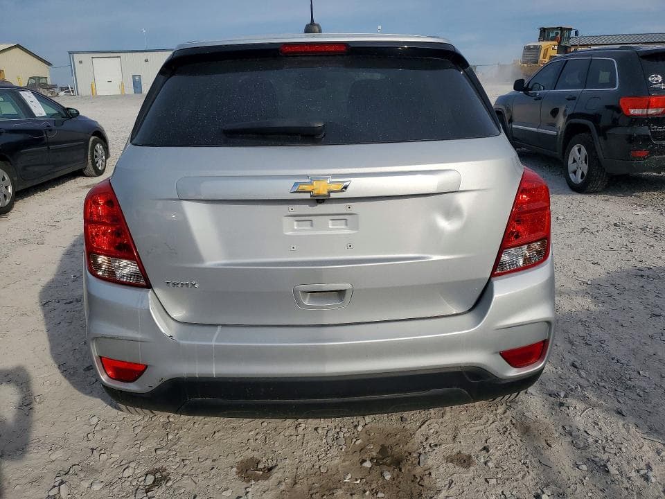 2022 CHEVROLET TRAX LS 6