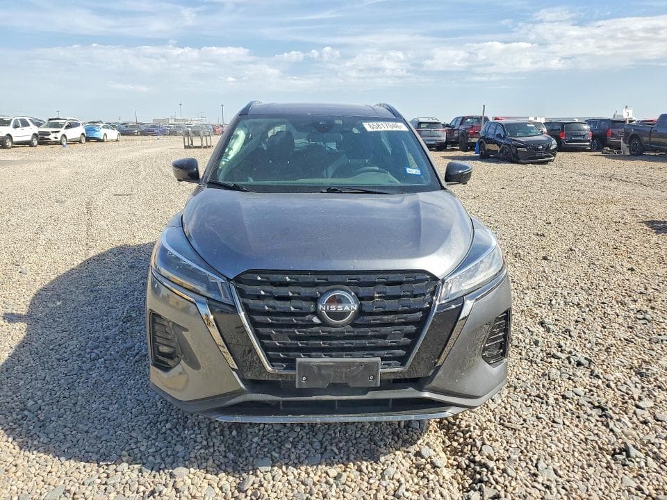 2024 NISSAN KICKS SR 5