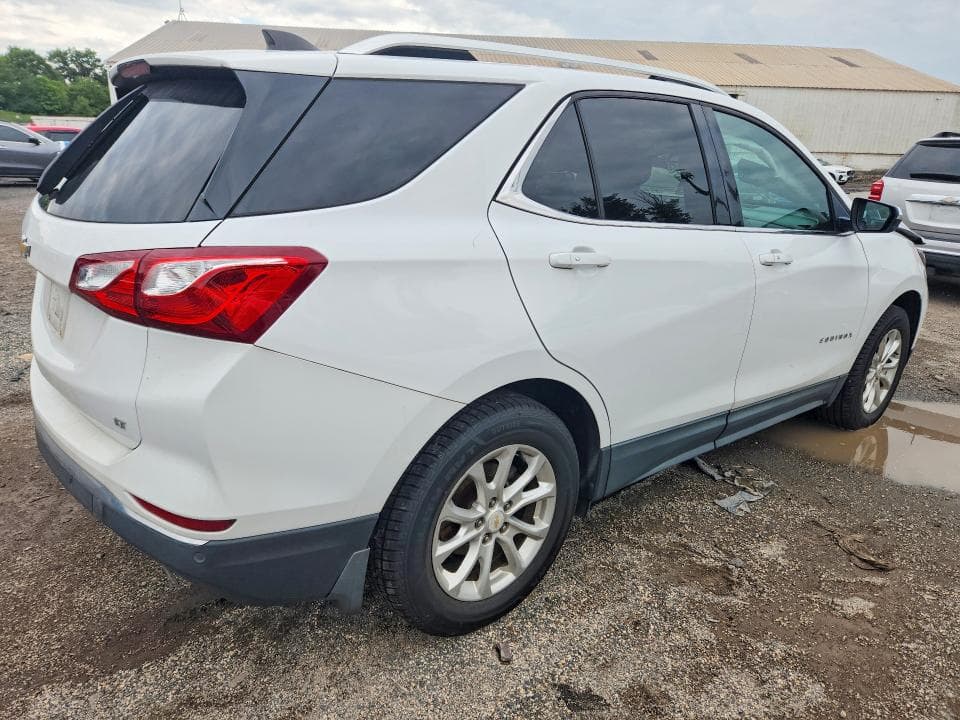2018 CHEVROLET EQUINOX LT 3