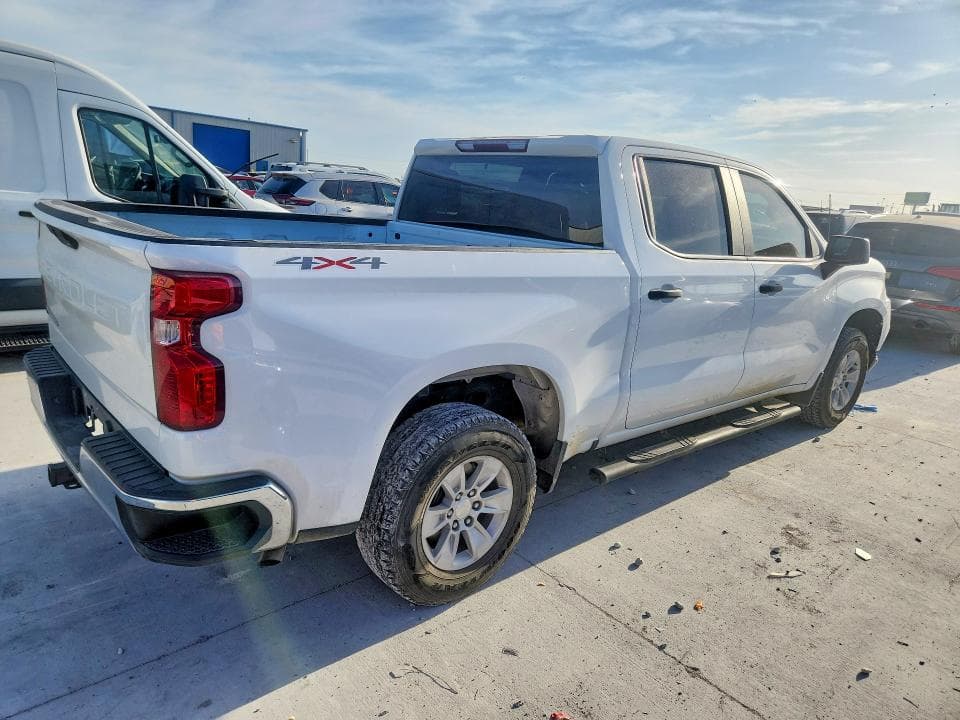 2019 CHEVROLET SILVERADO K1500 3