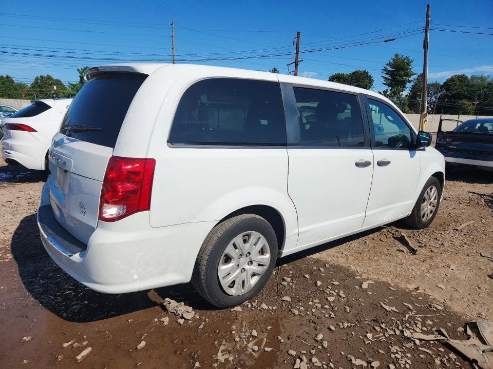 2019 DODGE GRAND CARAVAN SE 3