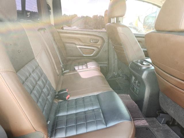 2018 NISSAN TITAN PLATINUM RESERVE 10