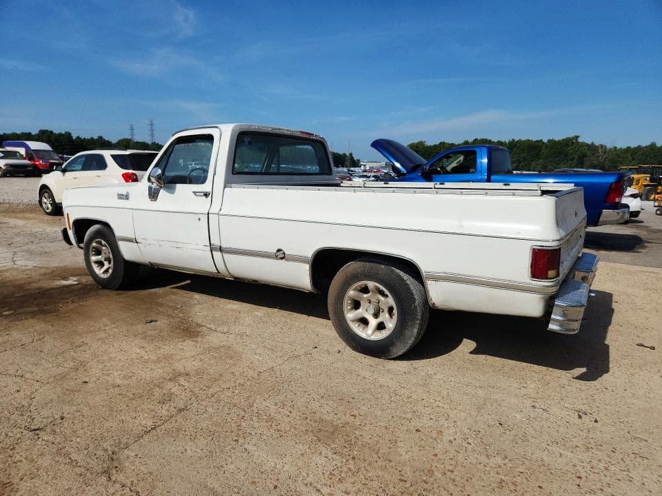 1977 CHEVROLET C10 2