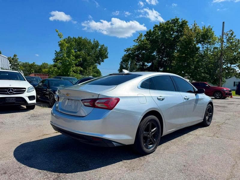 2022 CHEVROLET MALIBU LT 4
