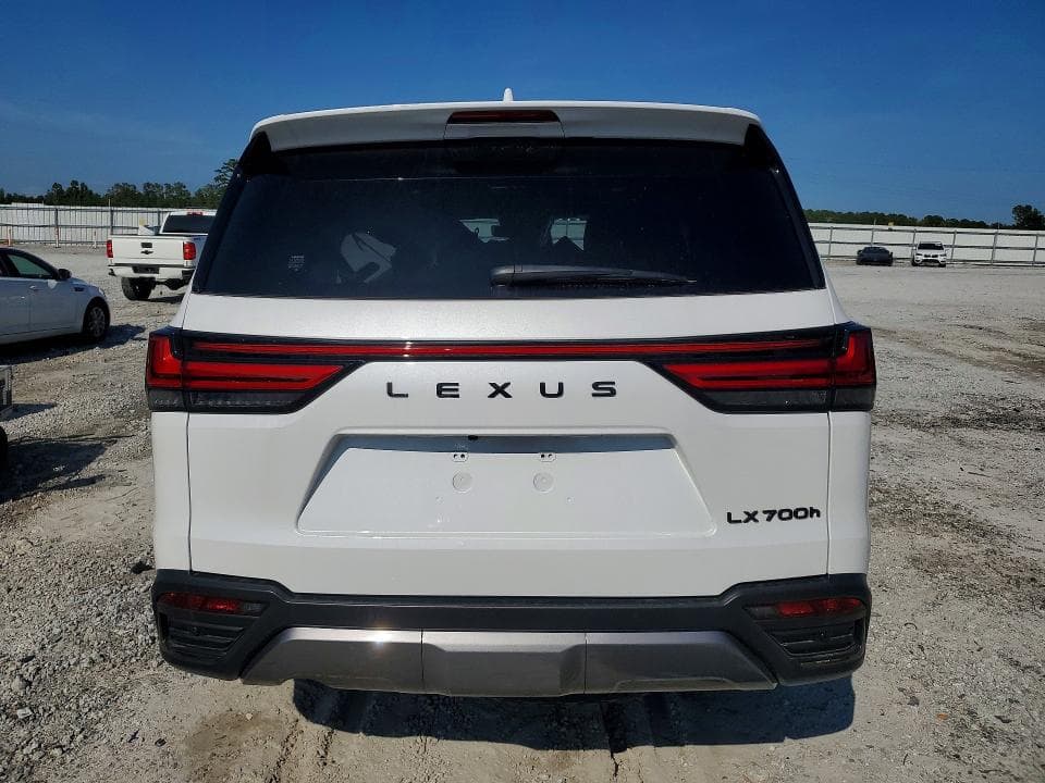 2025 LEXUS LX 700H OVERTRAIL 6