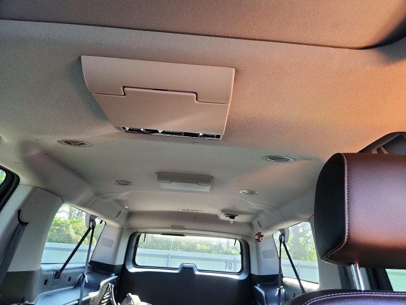 2019 CHEVROLET SUBURBAN K1500 PREMIER 10