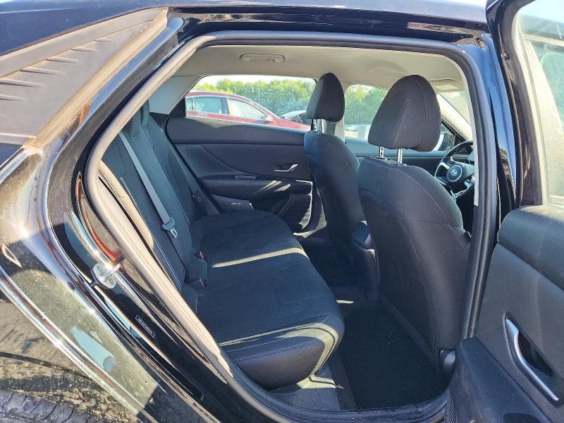 2021 HYUNDAI ELANTRA SEL 10