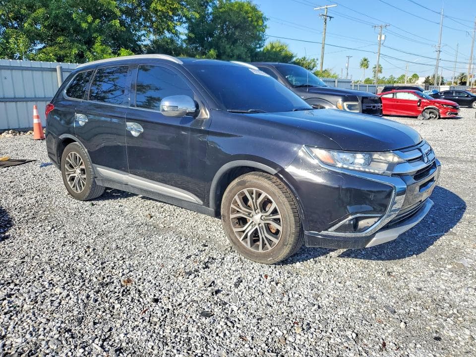 2017 MITSUBISHI OUTLANDER SE 4