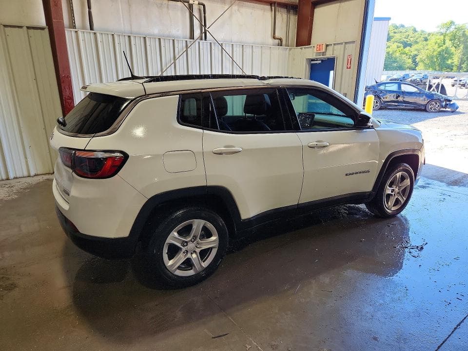 2023 JEEP COMPASS LATITUDE 3
