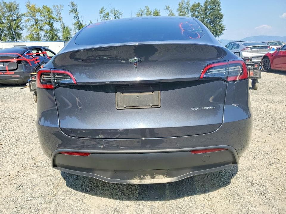2021 TESLA MODEL Y 6