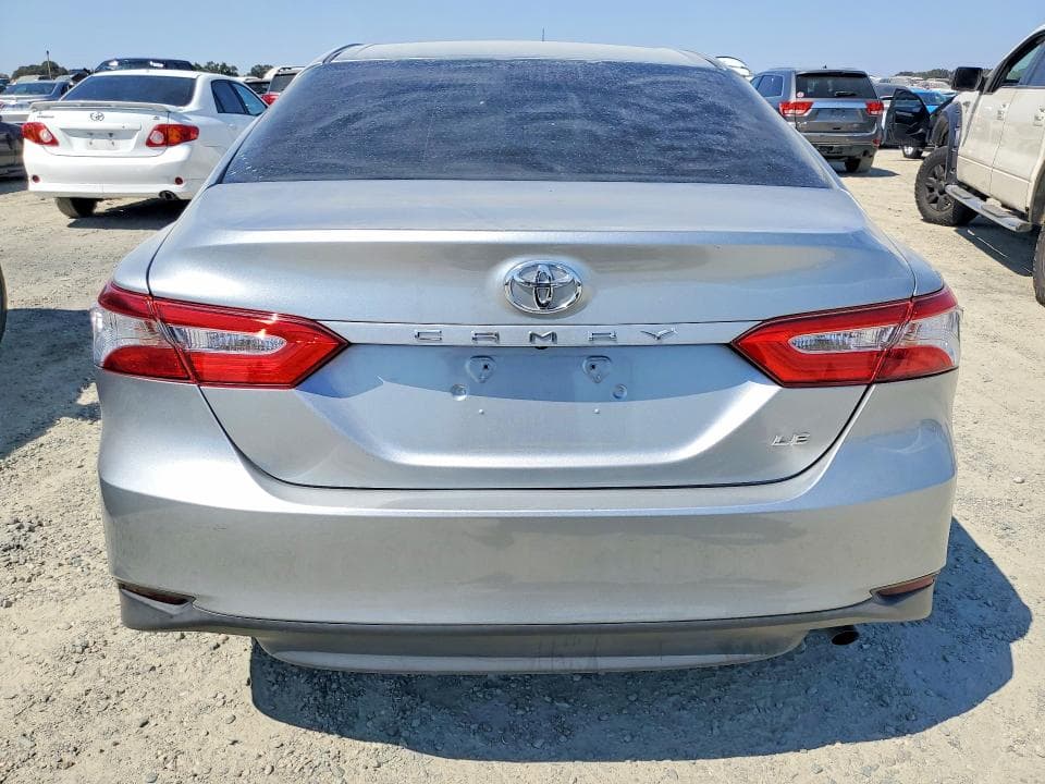 2018 TOYOTA CAMRY LE 6