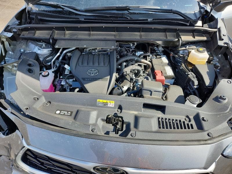 2026 TOYOTA HIGHLANDER XLE 12