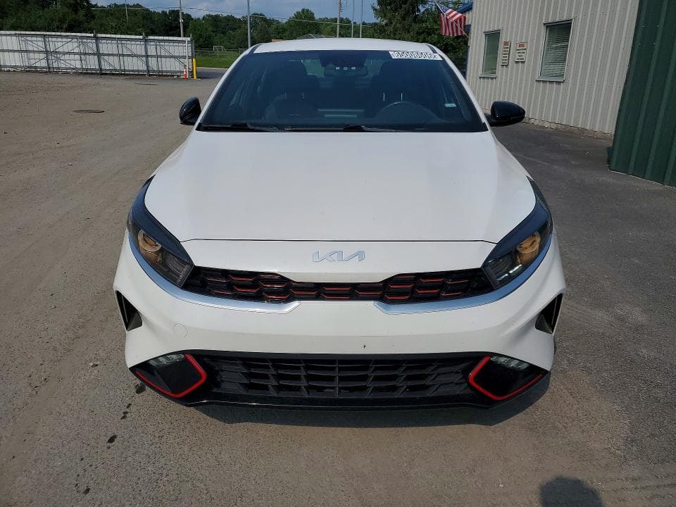 2023 KIA FORTE GT LINE 5