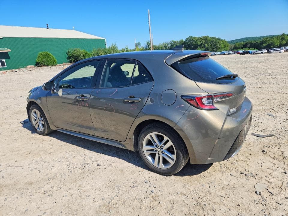 2020 TOYOTA COROLLA HATCHBACK SE 2
