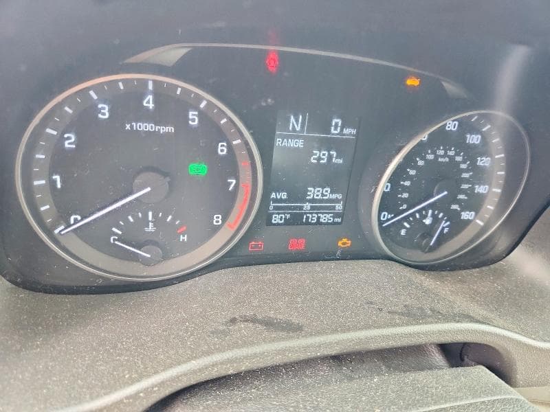 2018 HYUNDAI ELANTRA SE 9