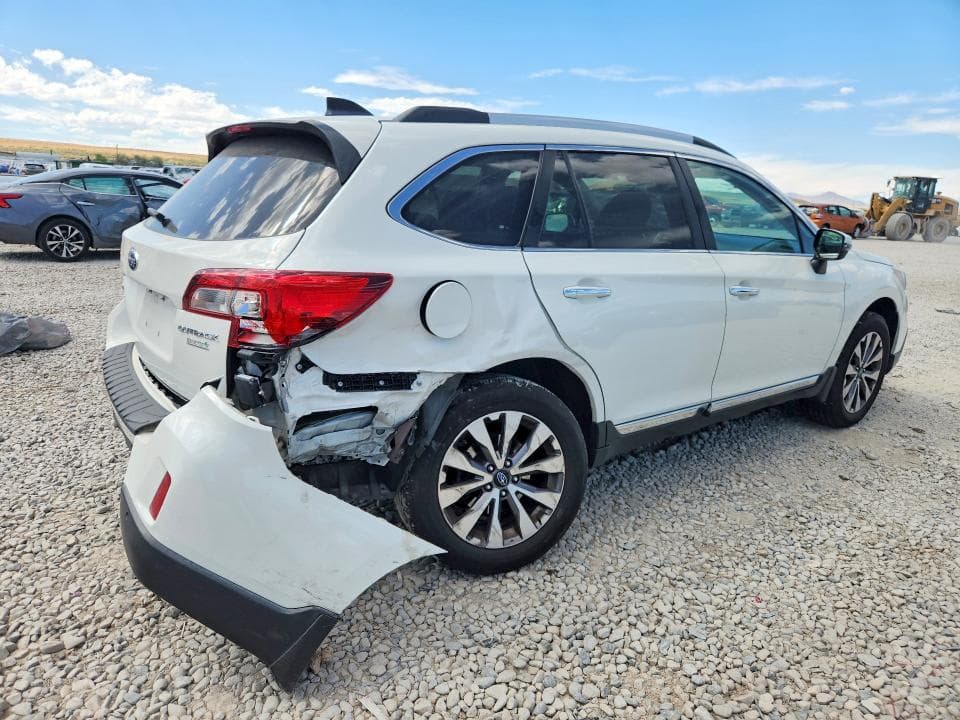 2017 SUBARU OUTBACK TOURING 3