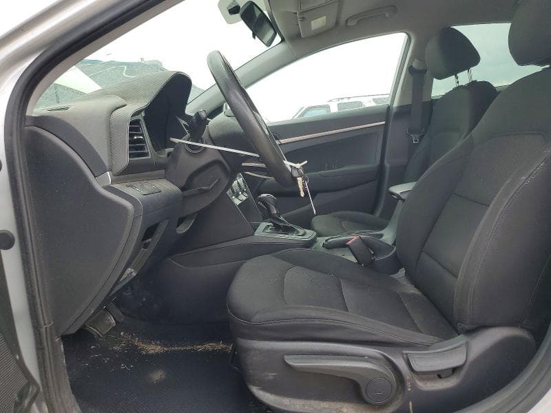 2019 HYUNDAI ELANTRA SE 7