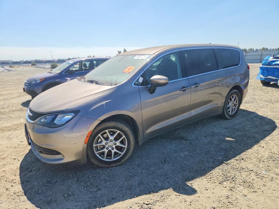 2017 CHRYSLER PACIFICA TOURING - 1