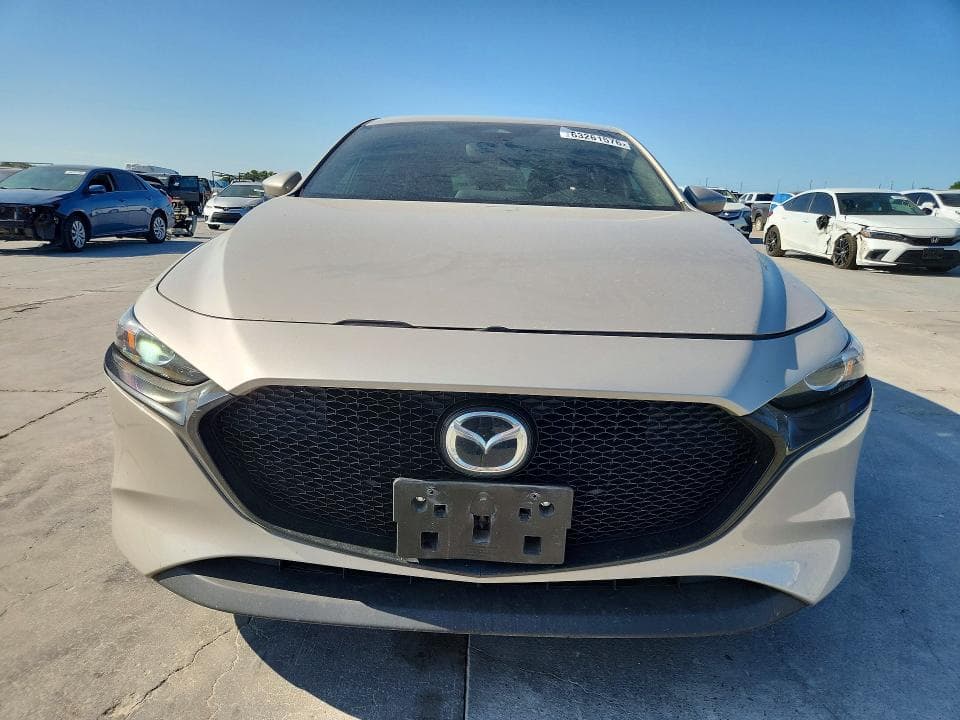 2024 MAZDA 3 PREFERRED 5