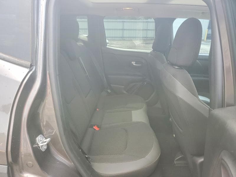 2019 JEEP RENEGADE LATITUDE 10