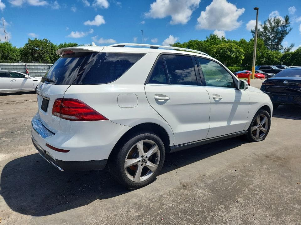 2017 MERCEDES-BENZ GLE 350 3