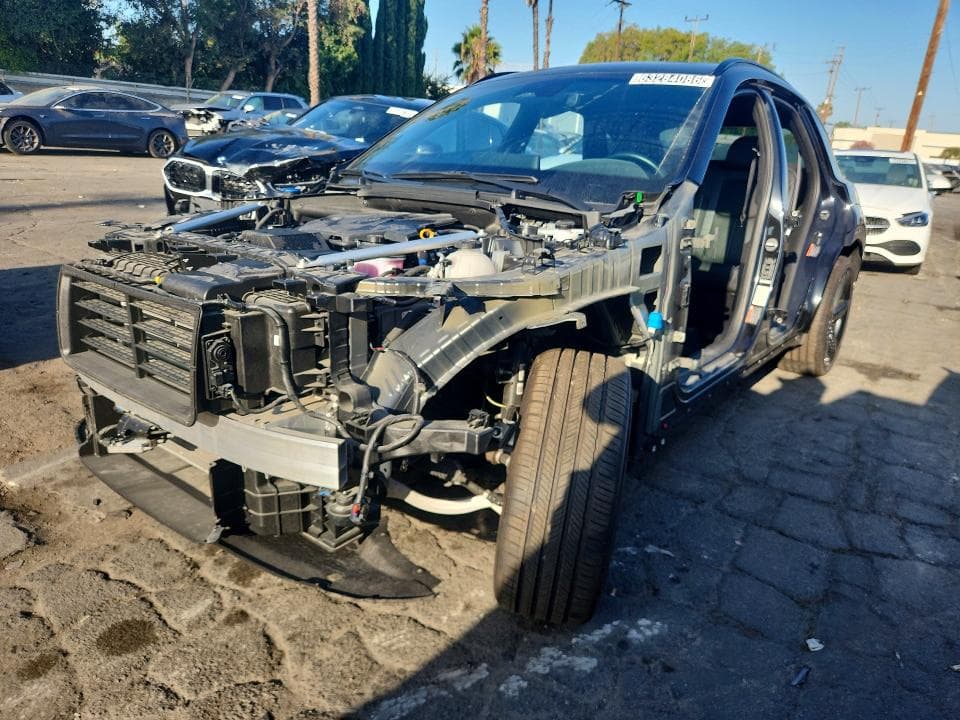 2025 GENESIS GV70 2.5T STANDARD - 1