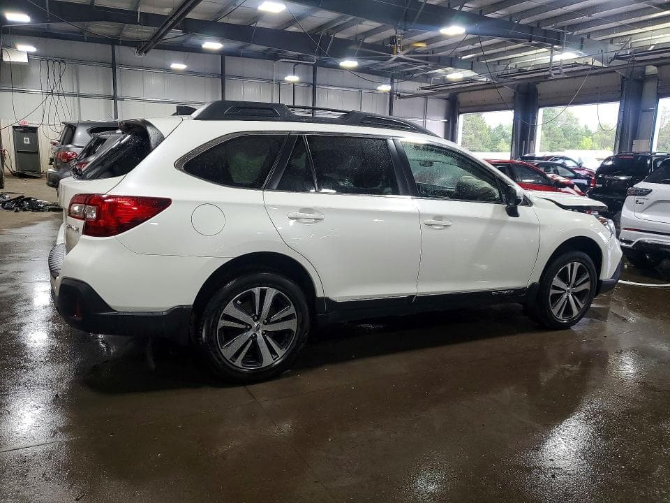 2018 SUBARU OUTBACK 2.5I LIMITED 3