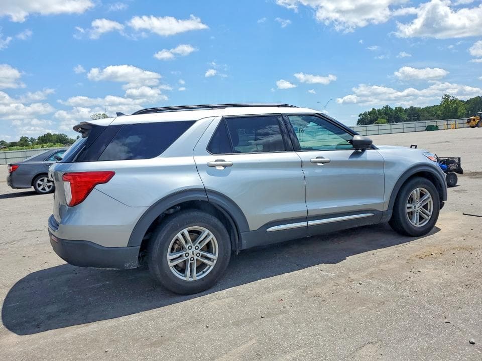 2022 FORD EXPLORER XLT 3