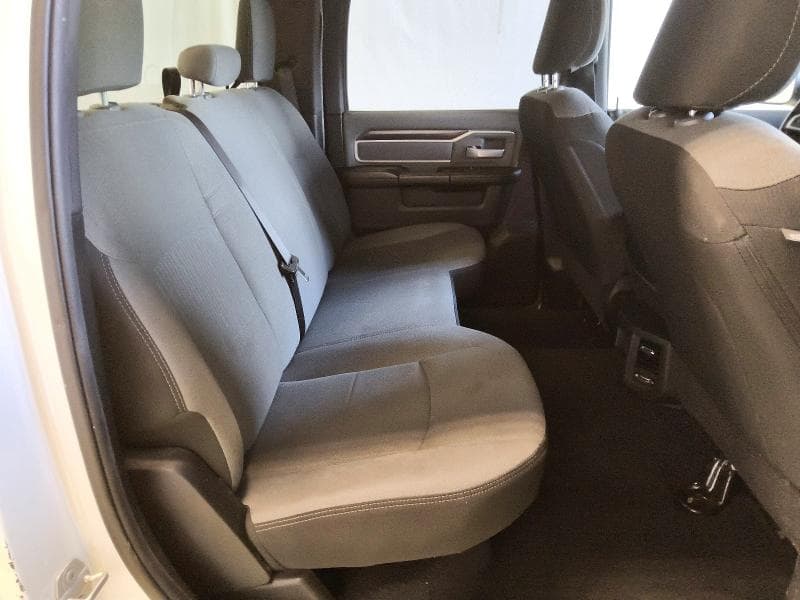 2023 RAM 3500 BIG HORN 10