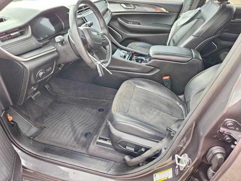 2022 JEEP GRAND CHEROKEE L LAREDO 7