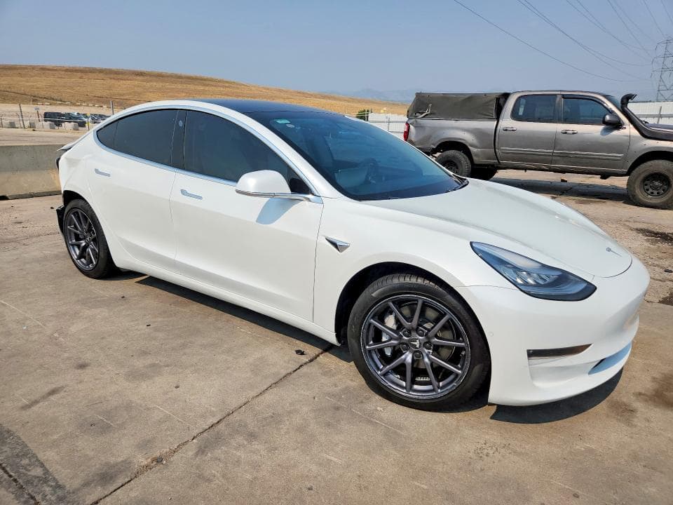 2020 TESLA MODEL 3 4