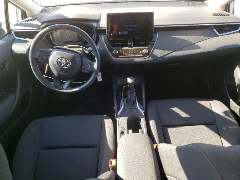 2026 TOYOTA COROLLA LE 8