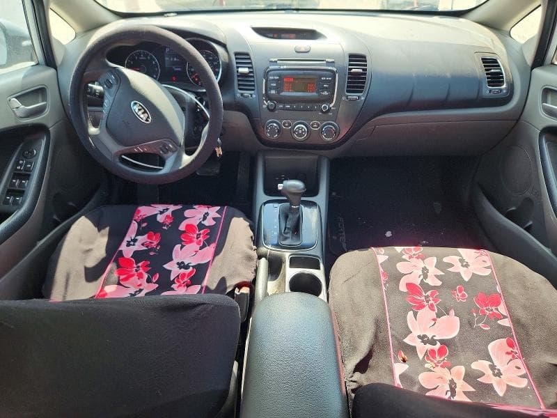 2017 KIA FORTE LX 8