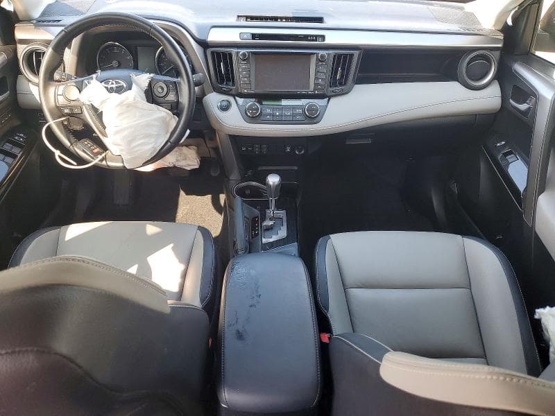 2017 TOYOTA RAV4 LIMITED 8