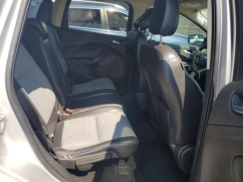 2019 FORD ESCAPE SE 11