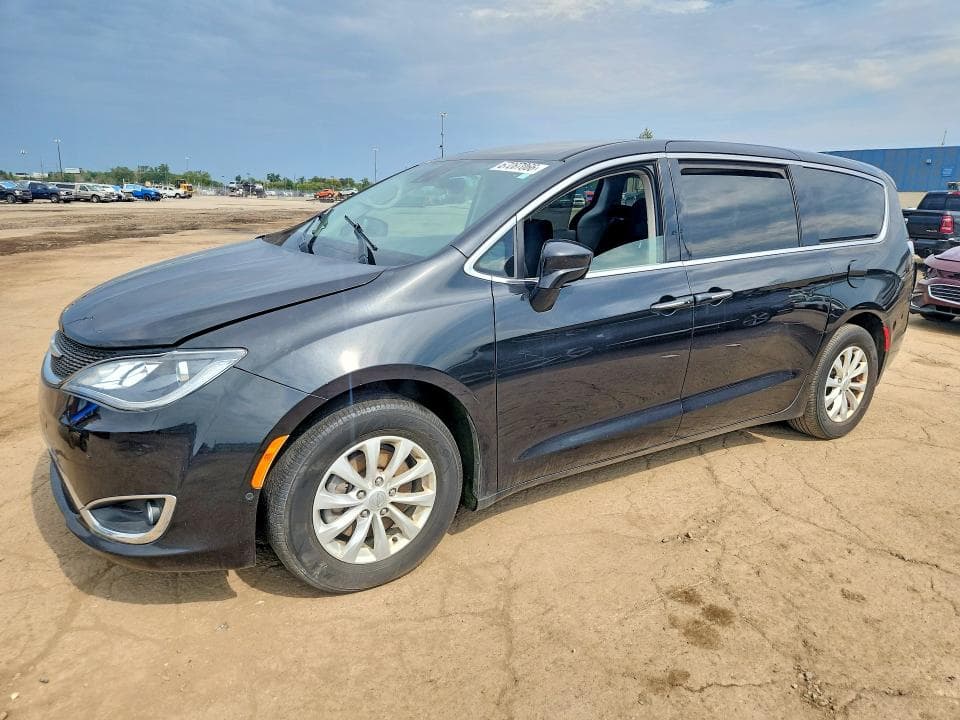 2019 CHRYSLER PACIFICA TOURING PLUS - 1