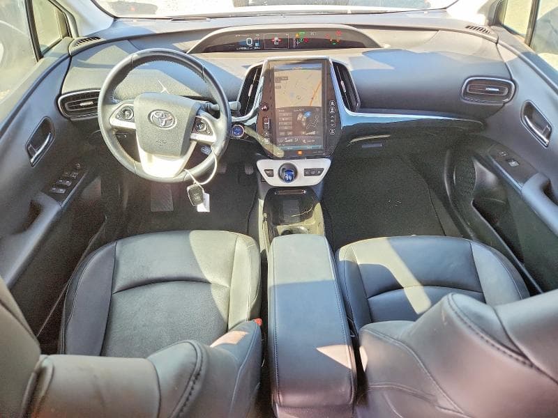 2017 TOYOTA PRIUS PRIME ADVANCED 8