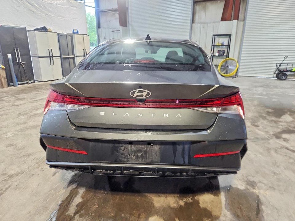 2025 HYUNDAI ELANTRA SEL 6